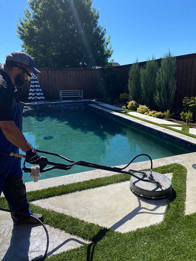 Concrete cleaning pool